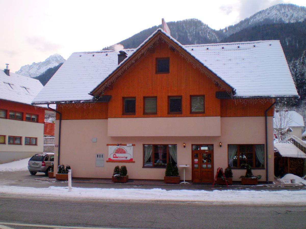 Apartment And Rooms Maraton Kranjska Gora Dış mekan fotoğraf